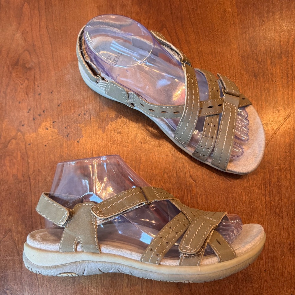 Earth Origins Sandals Women 7.5 Olive Green Strappy‎ Comfort Adjustable Walking